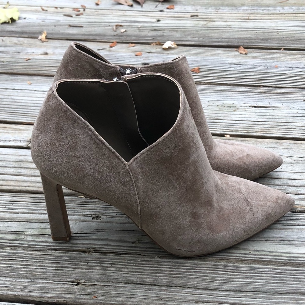Vince Camuto women’s size 9.5 shoes with 4 inch heels.